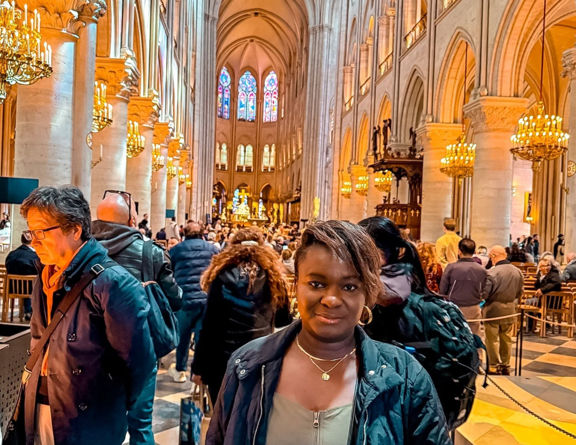 Paris Travel Guide (17).png
